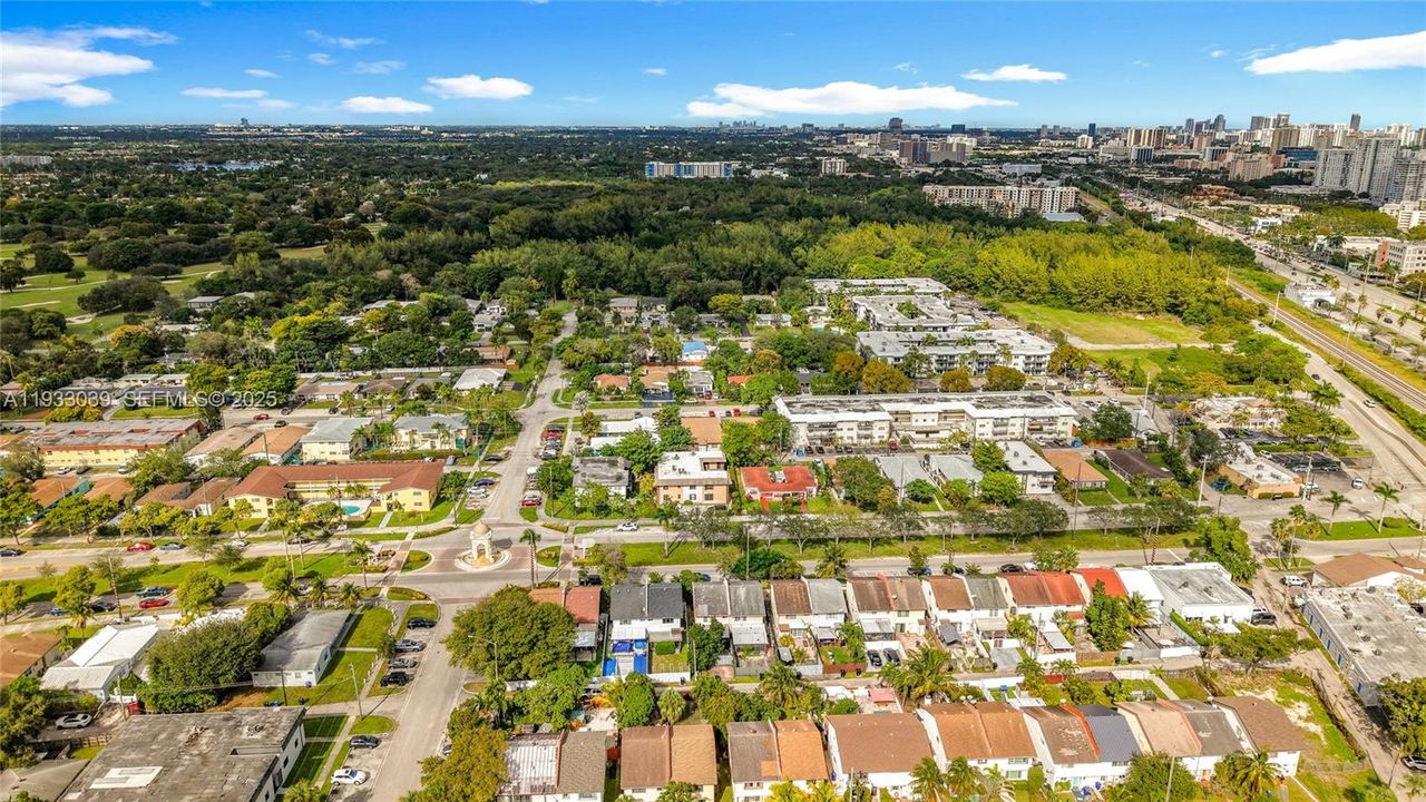 For Rent: $1,600 (1 beds, 1 baths, 7041 Square Feet)