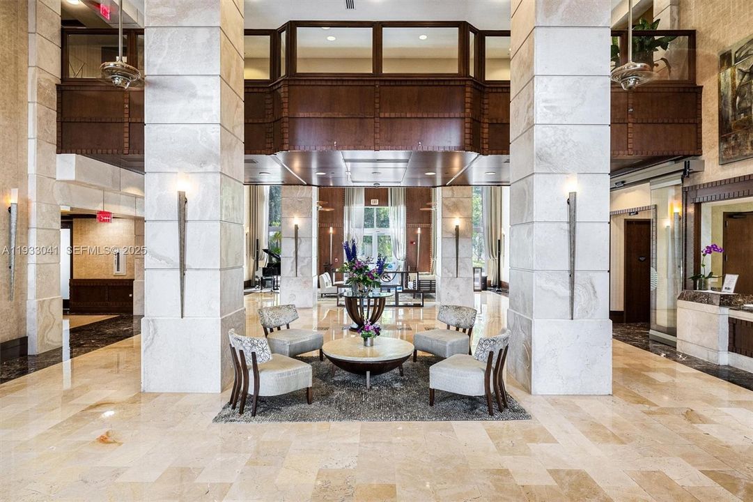 出租: $3,600 (2 贝兹, 2 浴室, 1175 平方英尺)