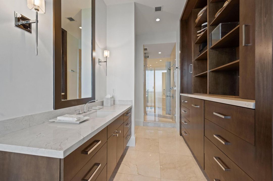 Primary Bath/WIC