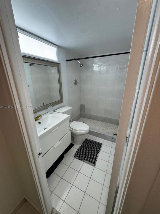 В аренду: $3,300 (2 спален, 2 ванн, 1362 Квадратных фут)