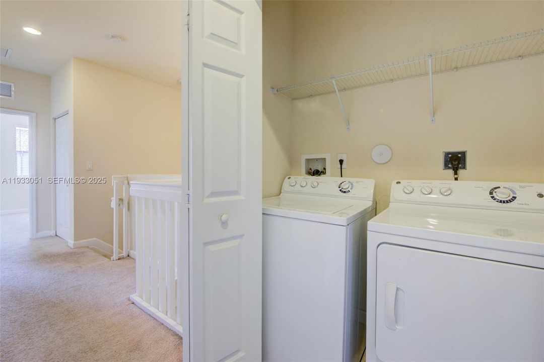 For Sale: $625,000 (4 beds, 2 baths, 1862 Square Feet)