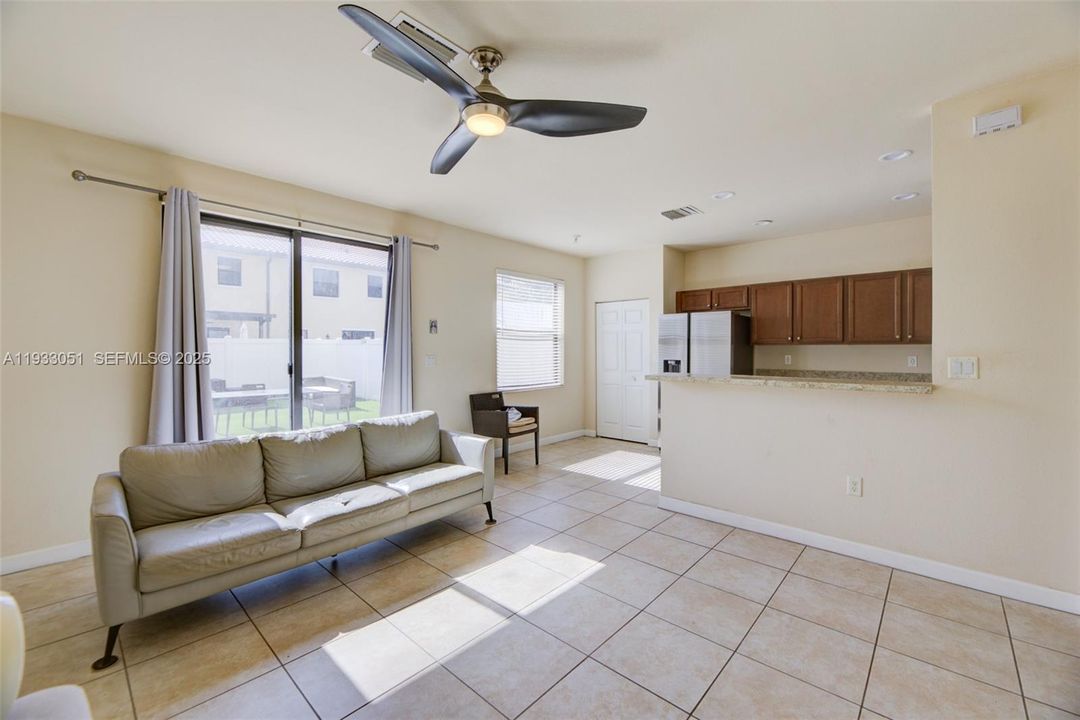 For Sale: $625,000 (4 beds, 2 baths, 1862 Square Feet)