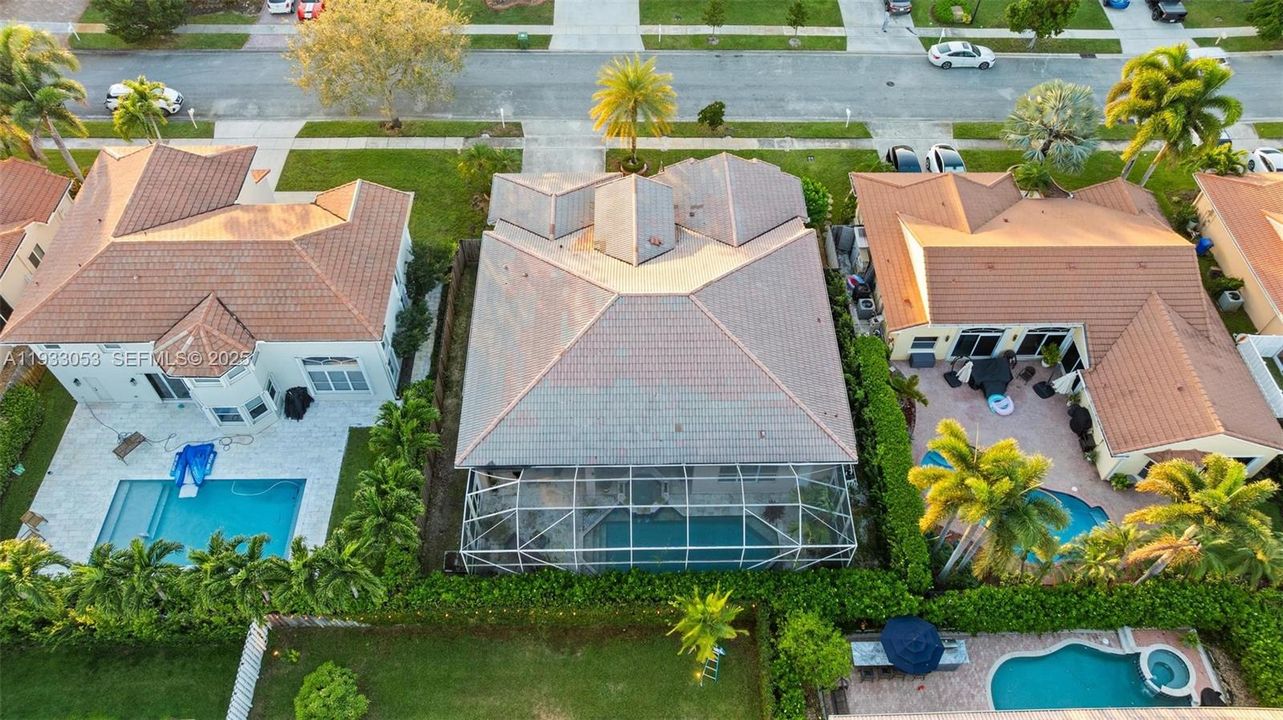 На продажу: $875,000 (3 спален, 3 ванн, 2414 Квадратных фут)