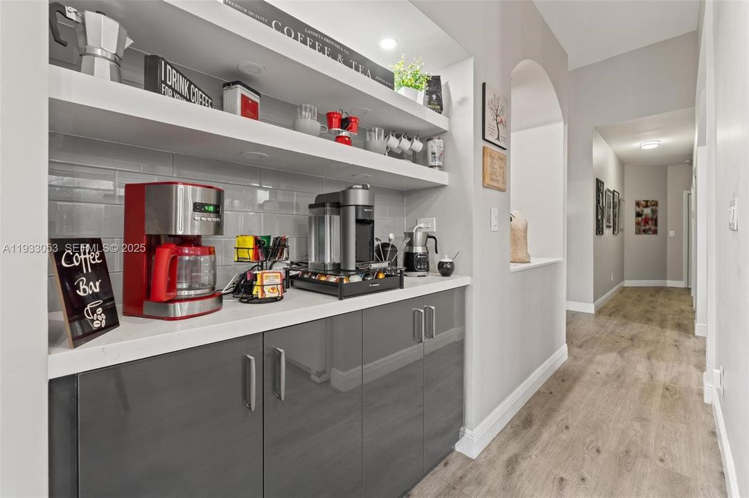 На продажу: $875,000 (3 спален, 3 ванн, 2414 Квадратных фут)