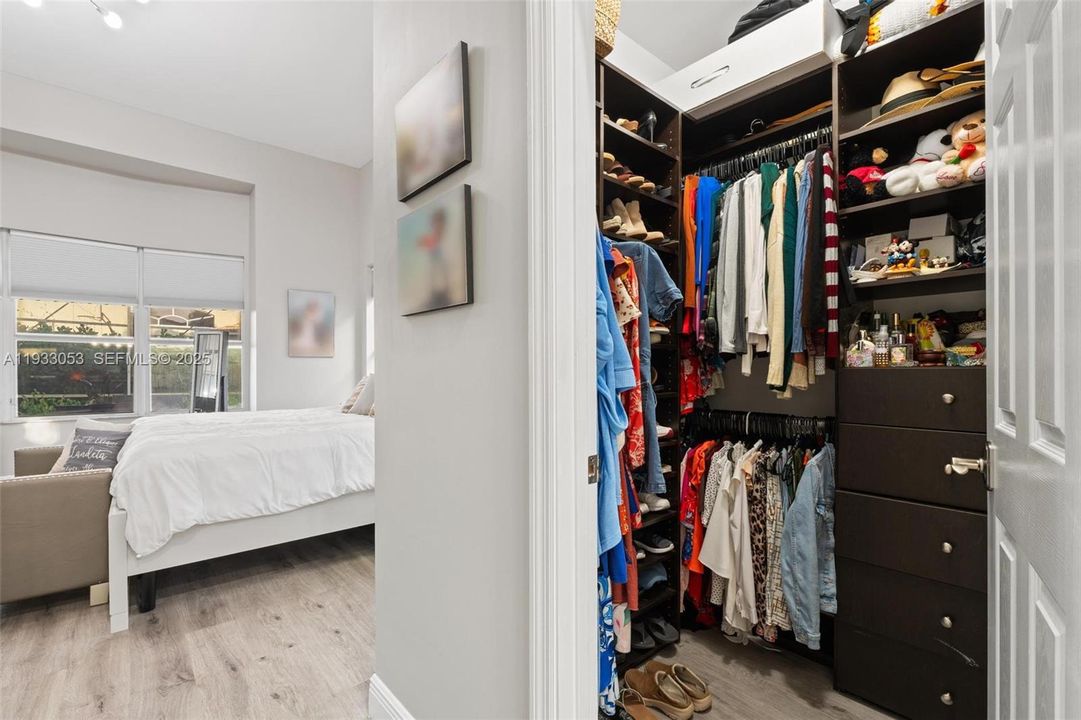 На продажу: $875,000 (3 спален, 3 ванн, 2414 Квадратных фут)