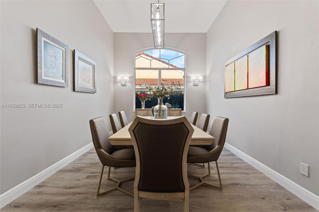 На продажу: $875,000 (3 спален, 3 ванн, 2414 Квадратных фут)