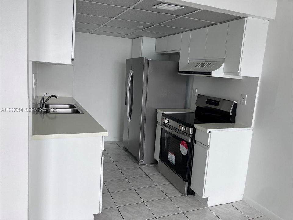 For Sale: $489,000 (2 beds, 2 baths, 1320 Square Feet)