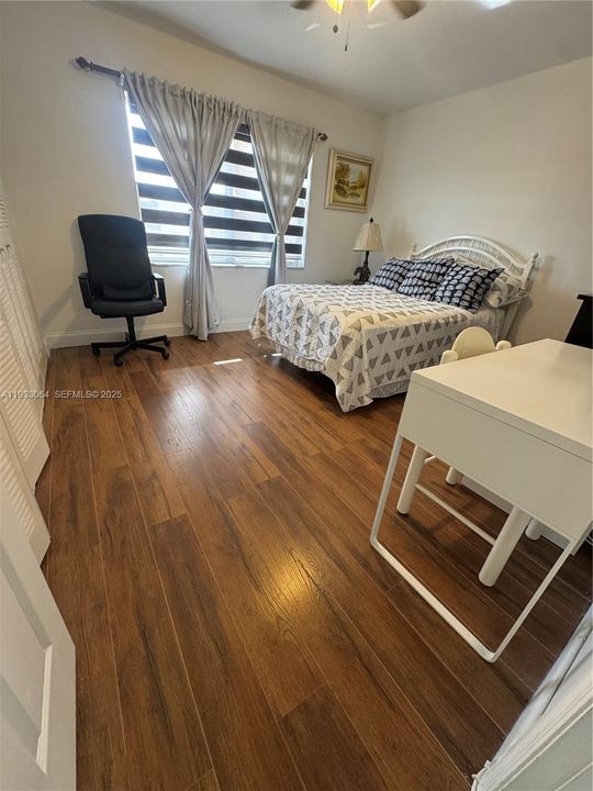 En Venta: $159,990 (2 camas, 2 baños, 1025 Pies cuadrados)