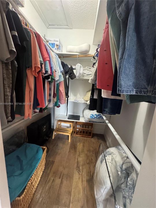 En Venta: $159,990 (2 camas, 2 baños, 1025 Pies cuadrados)