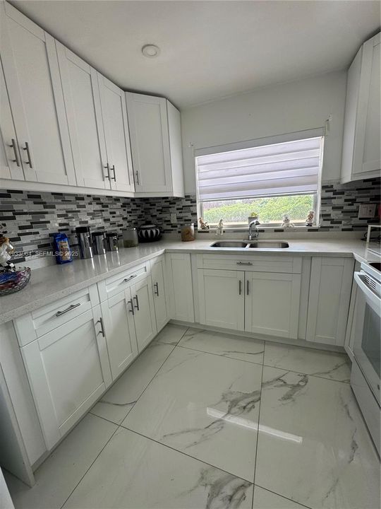 En Venta: $159,990 (2 camas, 2 baños, 1025 Pies cuadrados)