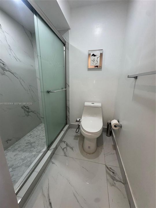 En Venta: $159,990 (2 camas, 2 baños, 1025 Pies cuadrados)