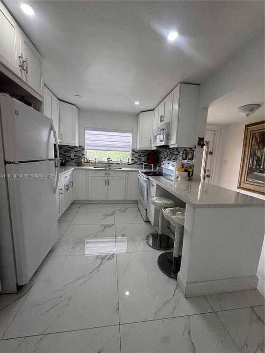 En Venta: $159,990 (2 camas, 2 baños, 1025 Pies cuadrados)