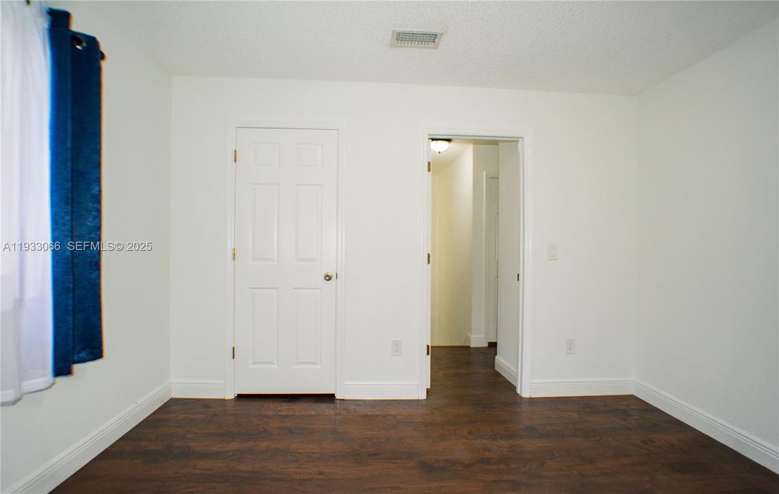 В аренду: $1,950 (2 спален, 1 ванн, 1084 Квадратных фут)