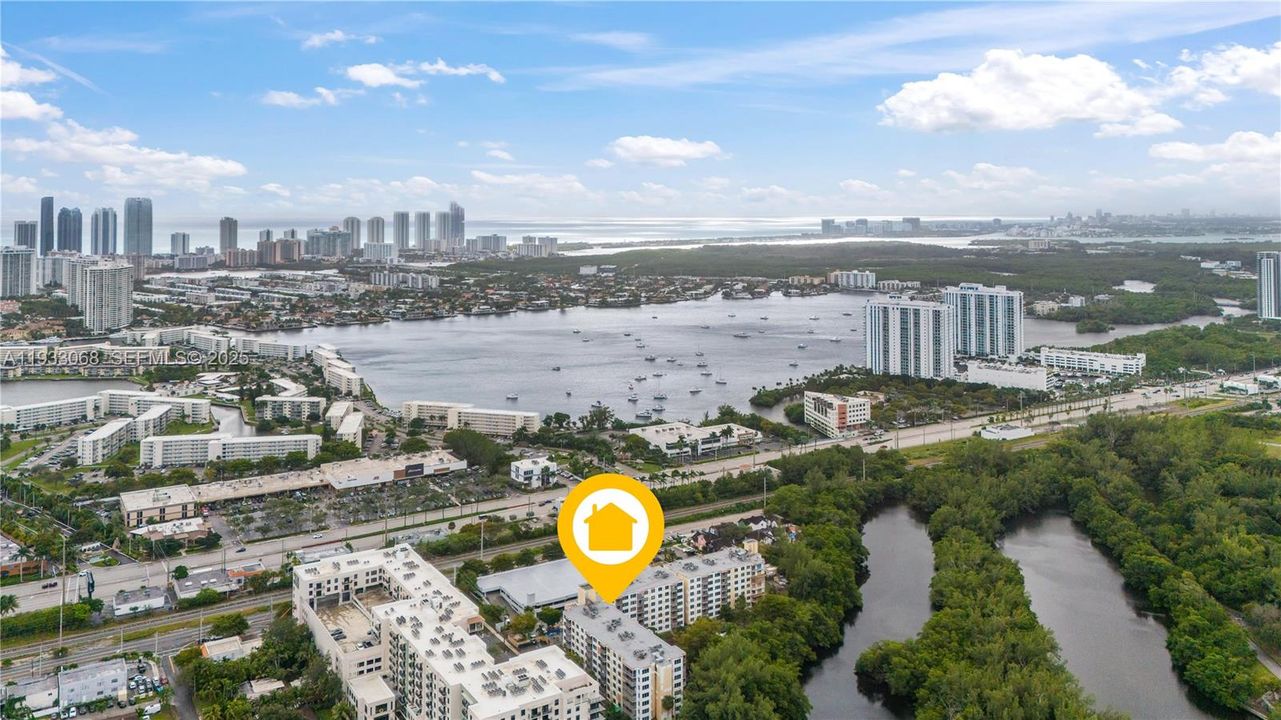 For Sale: $198,000 (2 beds, 2 baths, 1213 Square Feet)