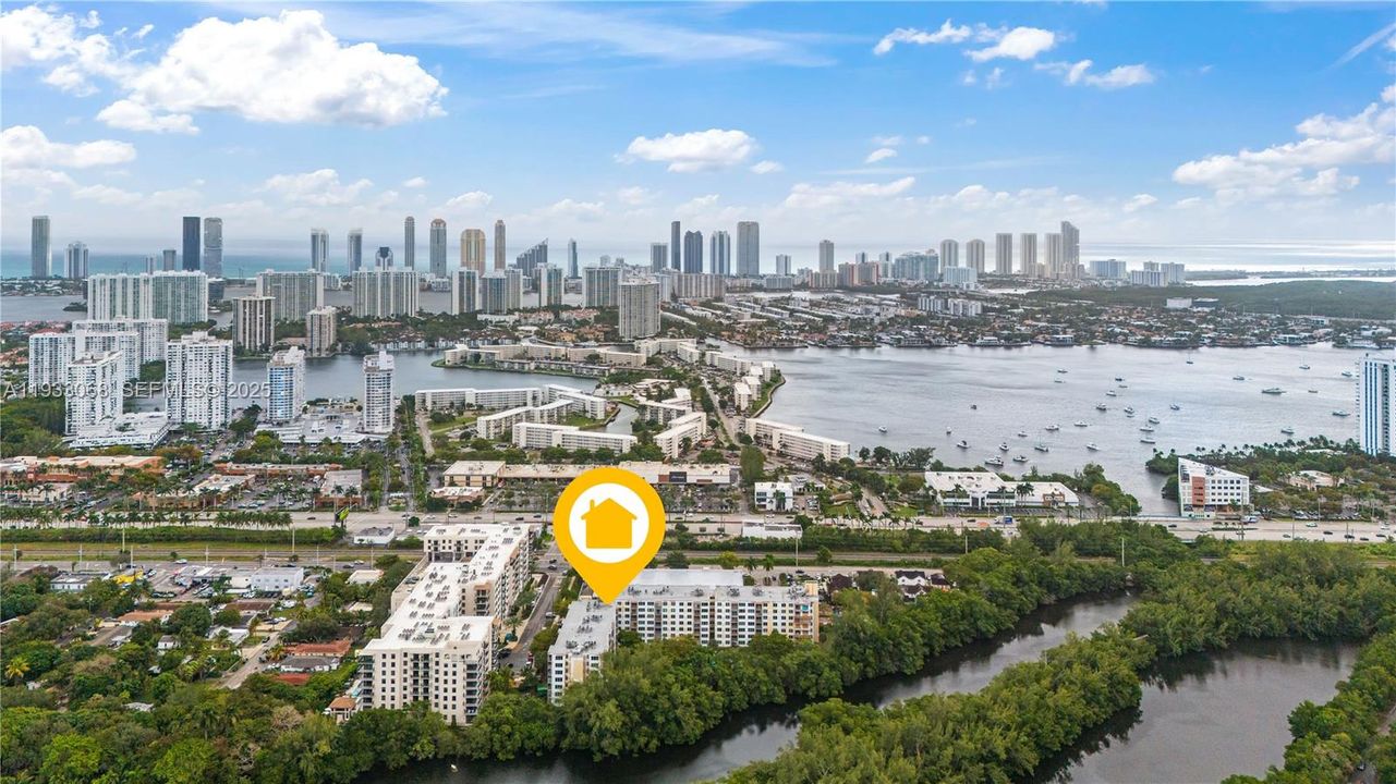 For Sale: $198,000 (2 beds, 2 baths, 1213 Square Feet)