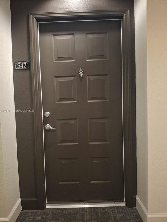 For Rent: $3,100 (2 beds, 2 baths, 1010 Square Feet)