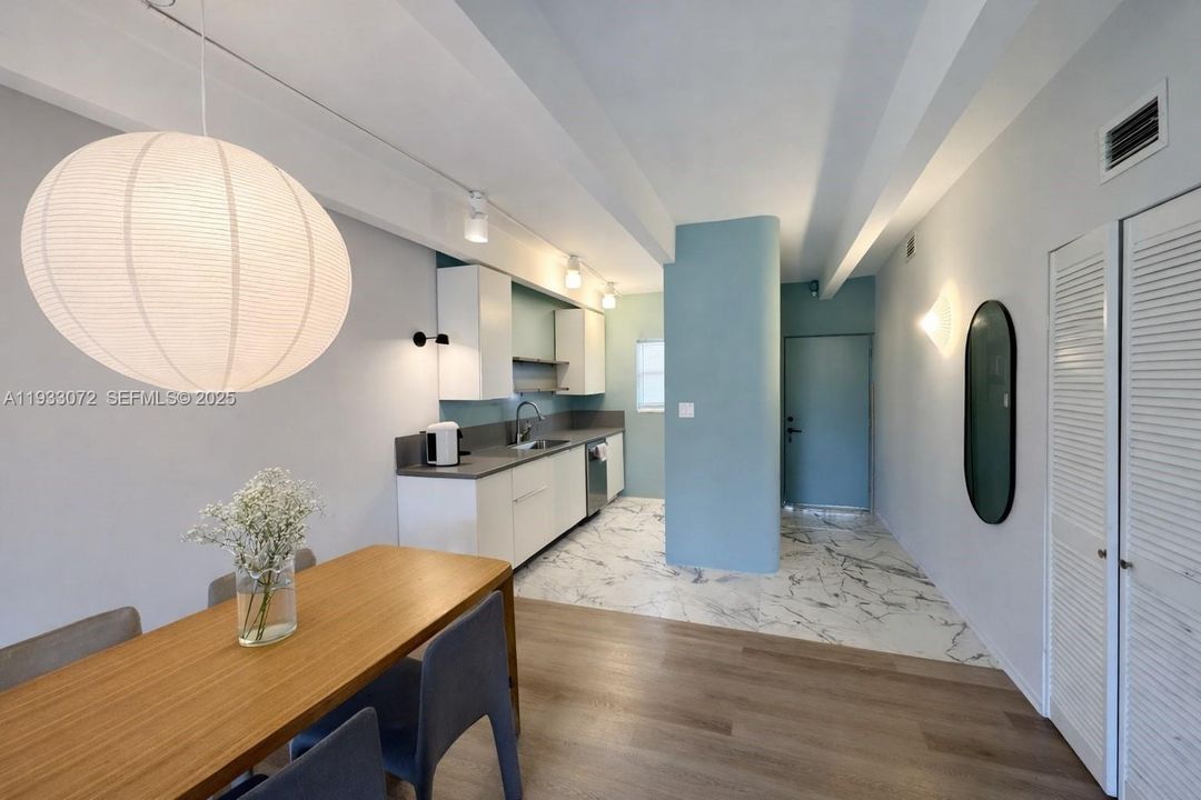 В аренду: $5,250 (3 спален, 2 ванн, 1170 Квадратных фут)