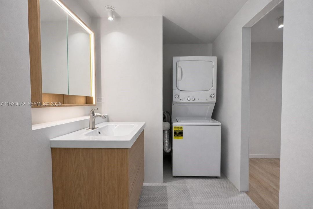 В аренду: $5,250 (3 спален, 2 ванн, 1170 Квадратных фут)