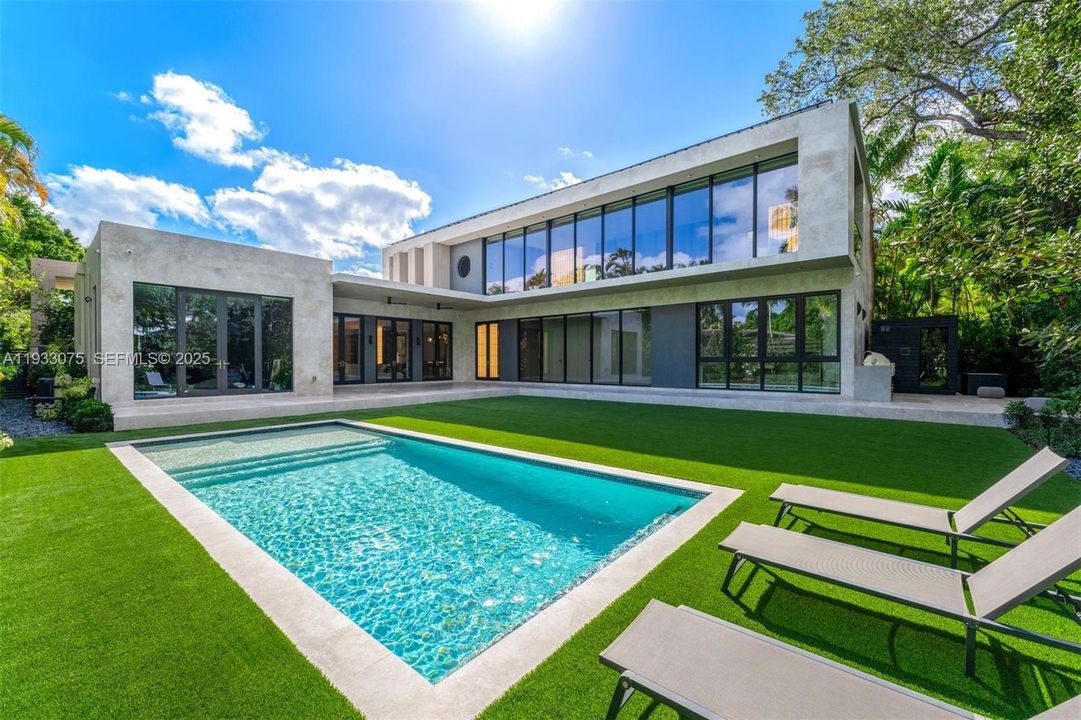 For Sale: $13,750,000 (5 beds, 5 baths, 5266 Square Feet)