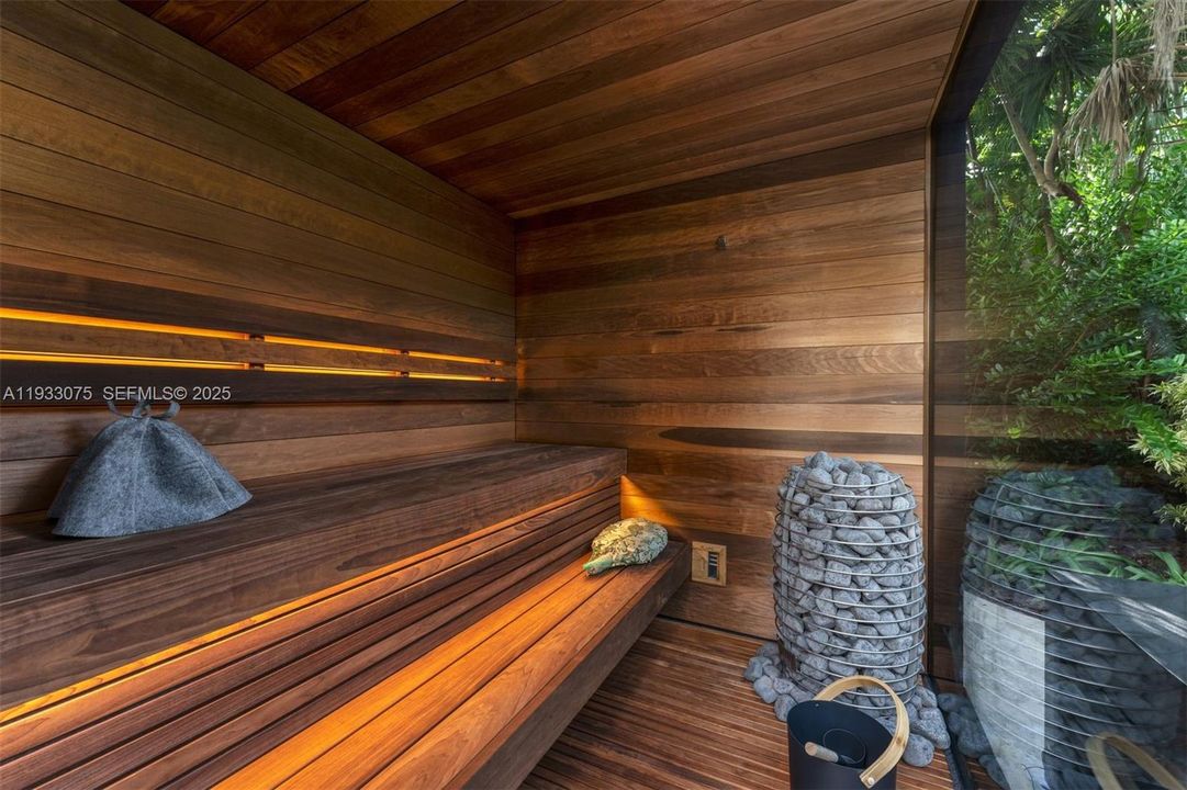 For Sale: $13,750,000 (5 beds, 5 baths, 5266 Square Feet)