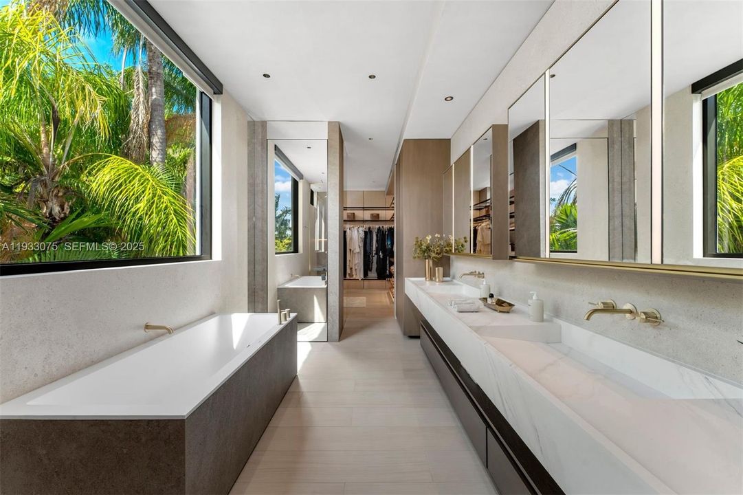 For Sale: $13,750,000 (5 beds, 5 baths, 5266 Square Feet)