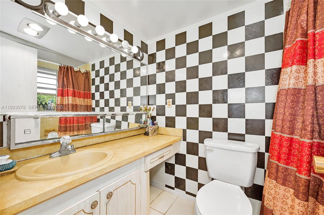 En Venta: $140,000 (2 camas, 2 baños, 1088 Pies cuadrados)