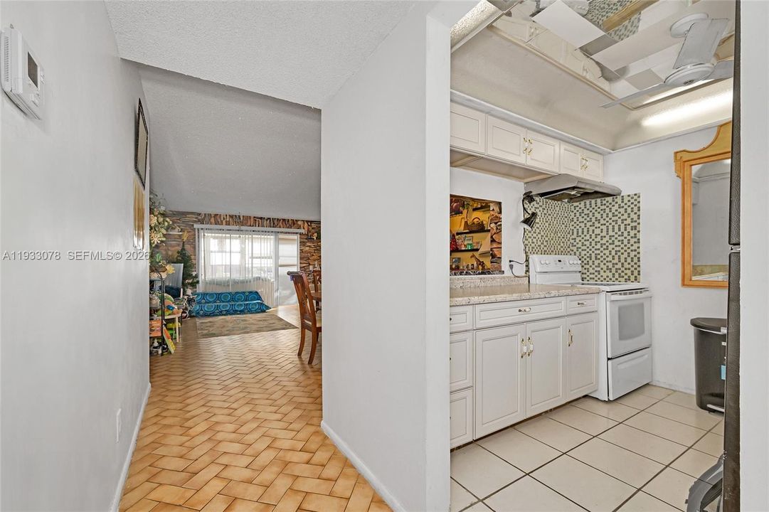 En Venta: $140,000 (2 camas, 2 baños, 1088 Pies cuadrados)