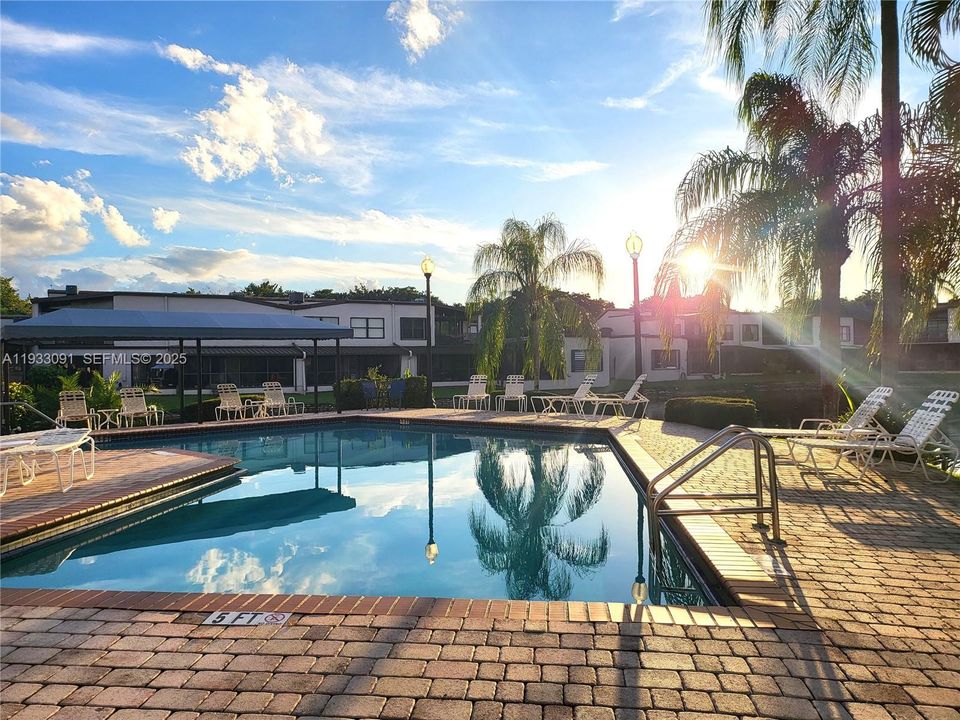 На продажу: $453,000 (4 спален, 2 ванн, 2170 Квадратных фут)