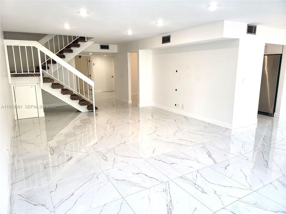 На продажу: $453,000 (4 спален, 2 ванн, 2170 Квадратных фут)