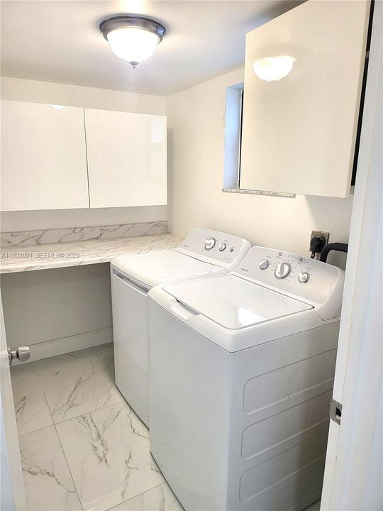 На продажу: $453,000 (4 спален, 2 ванн, 2170 Квадратных фут)