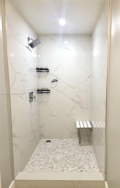 На продажу: $453,000 (4 спален, 2 ванн, 2170 Квадратных фут)