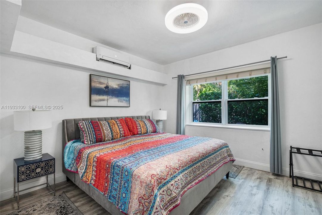 Unit #4 - 2 Bed/1 Bath