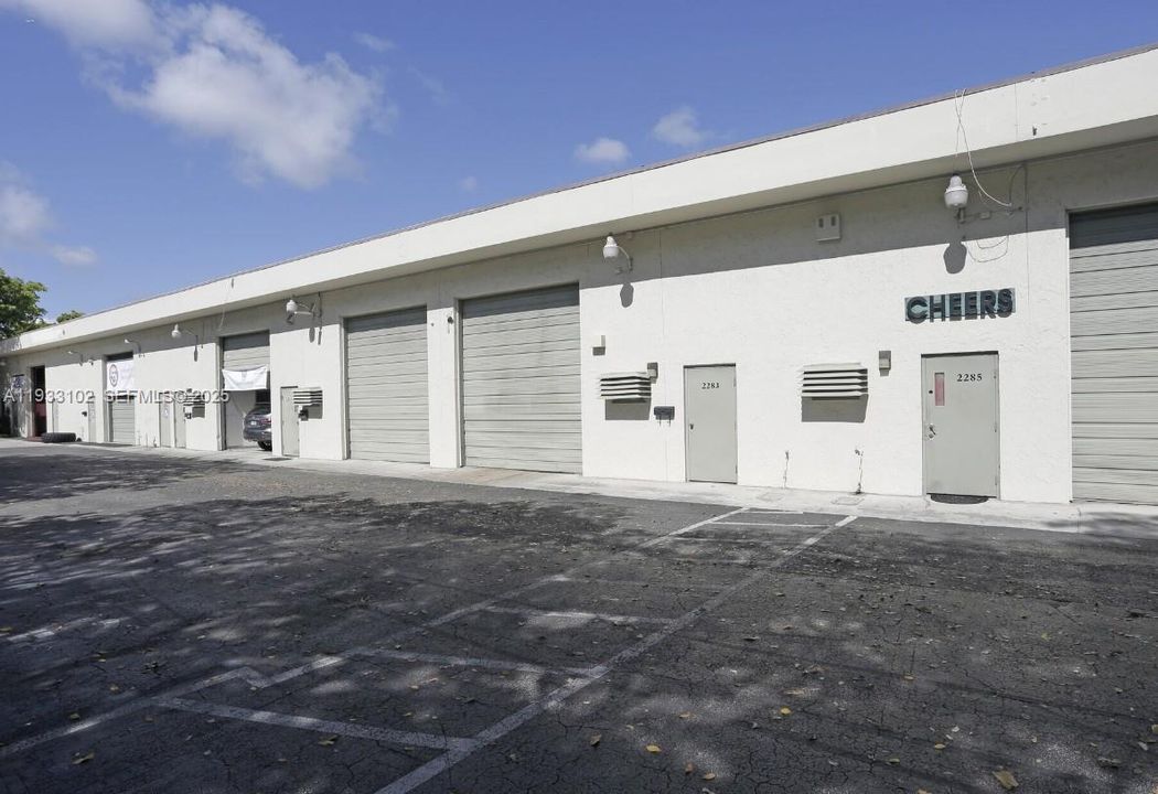 В аренду: $32 (0 спален, 0 ванн, 0 Квадратных фут)