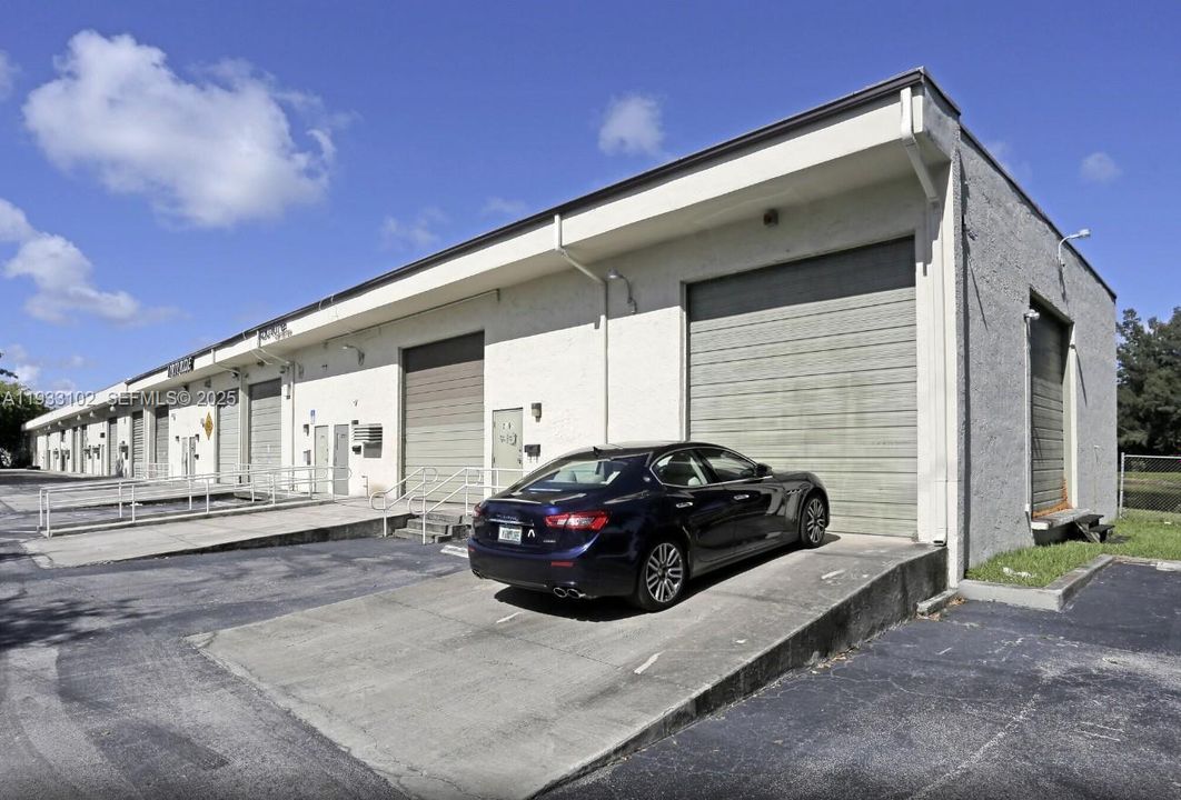 В аренду: $32 (0 спален, 0 ванн, 0 Квадратных фут)