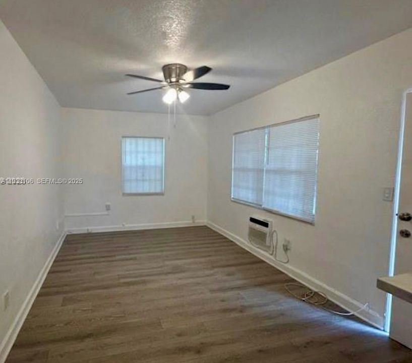 En Venta: $579,800 (0 camas, 0 baños, 1413 Pies cuadrados)