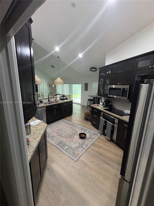 На продажу: $1,799,900 (4 спален, 4 ванн, 3768 Квадратных фут)