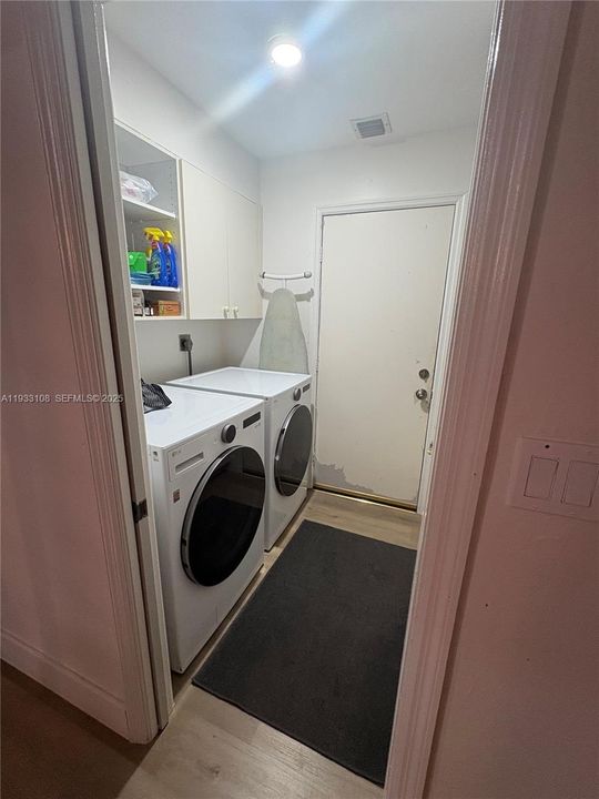 На продажу: $1,799,900 (4 спален, 4 ванн, 3768 Квадратных фут)