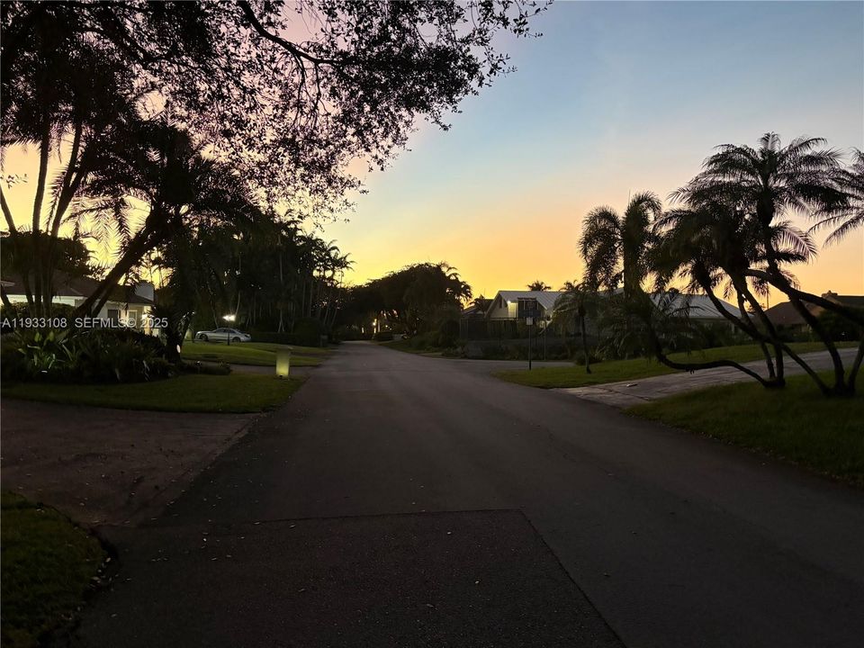 На продажу: $1,799,900 (4 спален, 4 ванн, 3768 Квадратных фут)