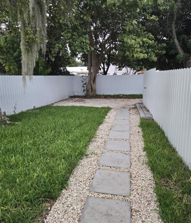 En Renta: $2,800 (3 camas, 1 baños, 1442 Pies cuadrados)