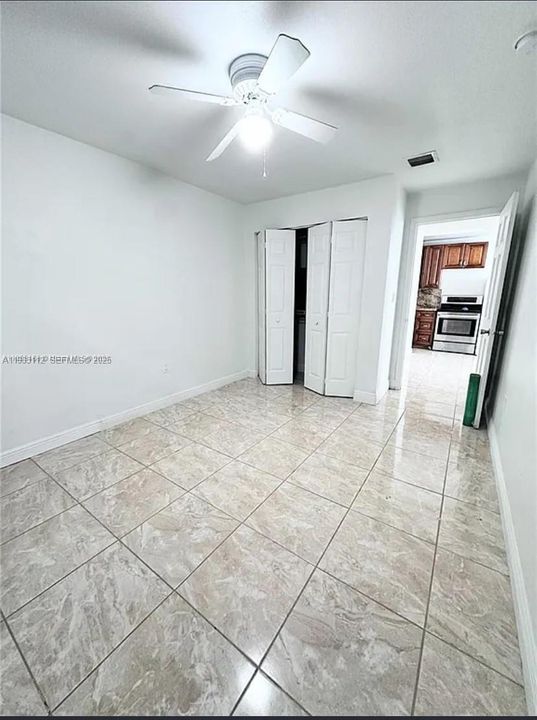 В аренду: $2,800 (3 спален, 1 ванн, 1442 Квадратных фут)