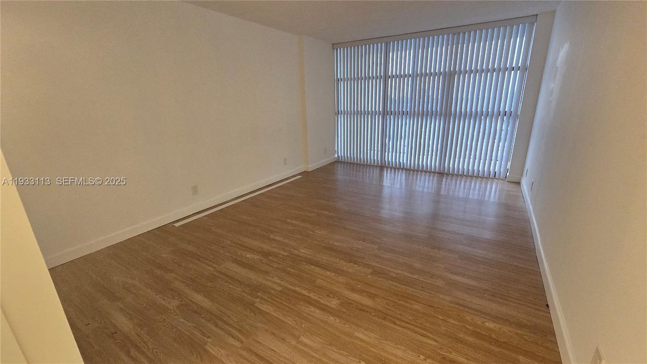 En Venta: $250,000 (2 camas, 1 baños, 1075 Pies cuadrados)