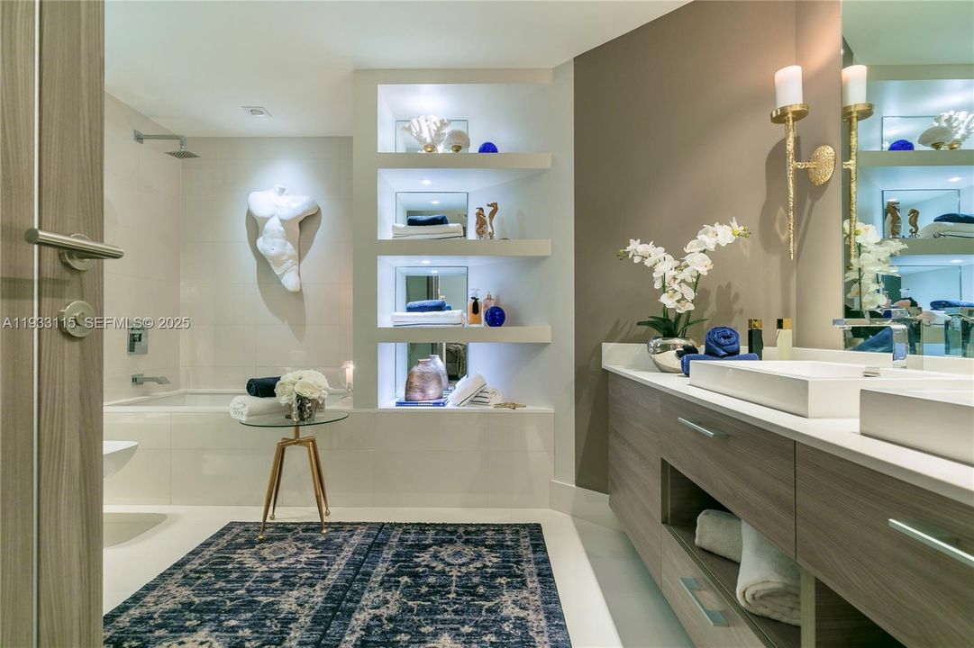 For Rent: $7,959 (2 beds, 2 baths, 1279 Square Feet)