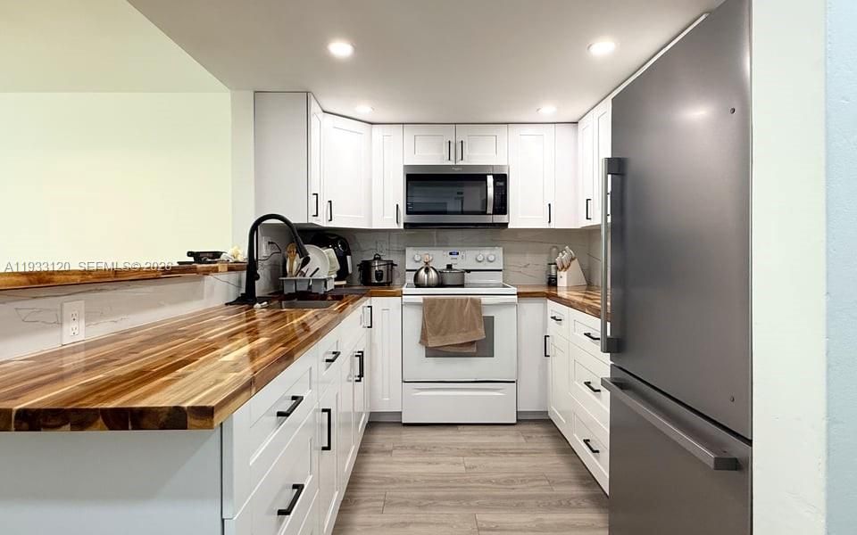 For Rent: $2,000 (1 beds, 1 baths, 730 Square Feet)