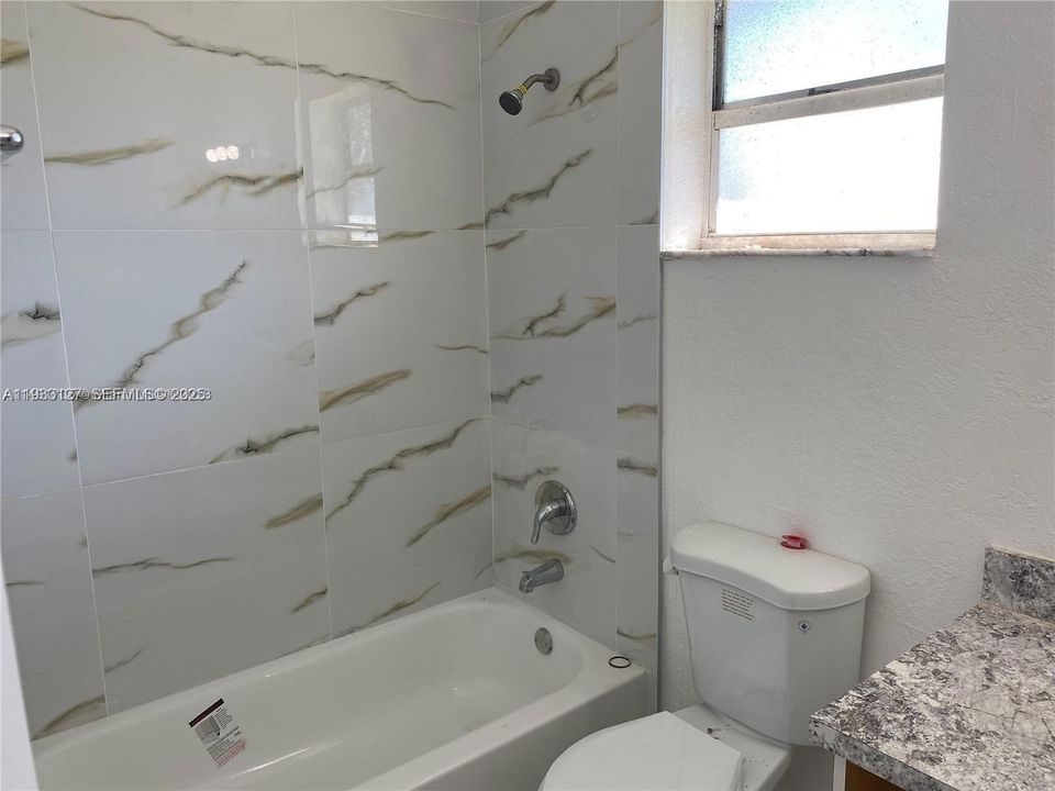 В аренду: $2,700 (3 спален, 2 ванн, 1200 Квадратных фут)