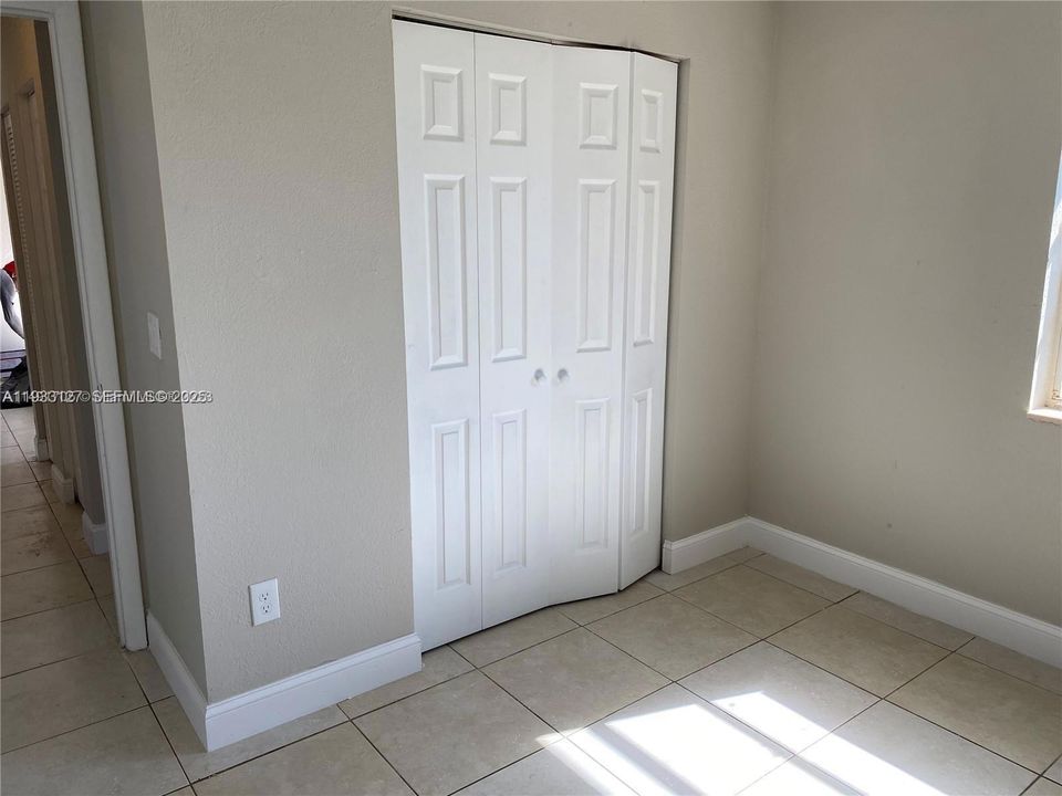 В аренду: $2,700 (3 спален, 2 ванн, 1200 Квадратных фут)