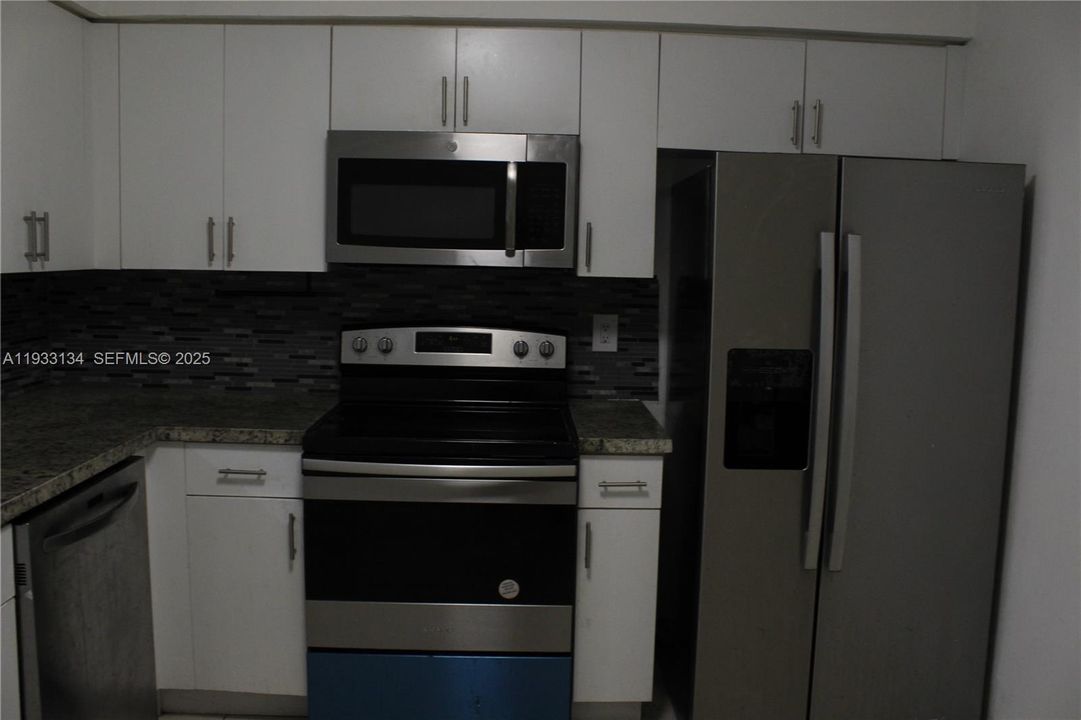 En Renta: $3,200 (4 camas, 2 baños, 1827 Pies cuadrados)