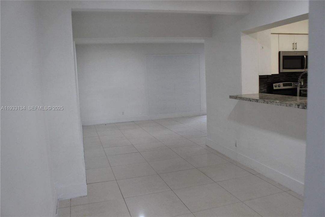 En Renta: $3,200 (4 camas, 2 baños, 1827 Pies cuadrados)