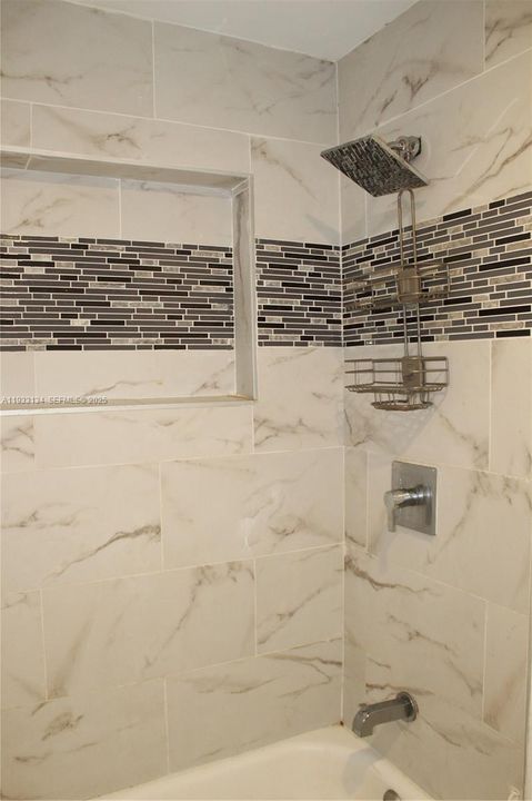 En Renta: $3,200 (4 camas, 2 baños, 1827 Pies cuadrados)