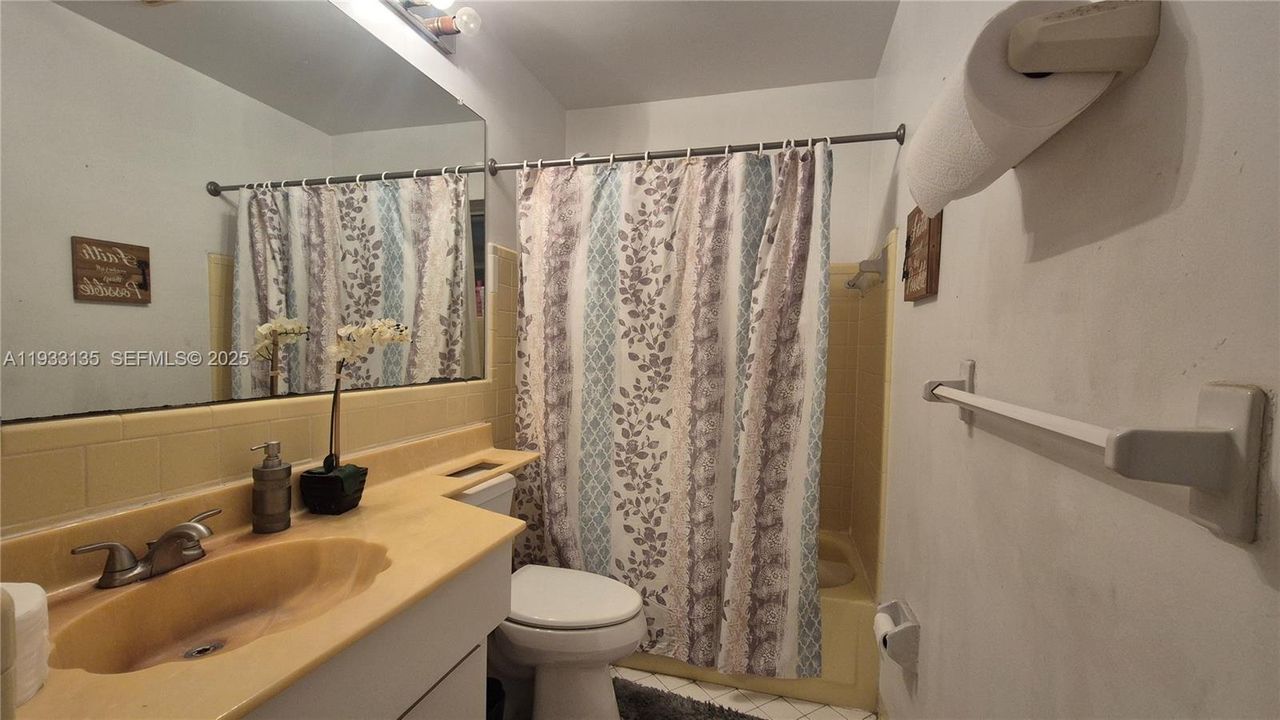 For Sale: $359,500 (2 beds, 2 baths, 1474 Square Feet)