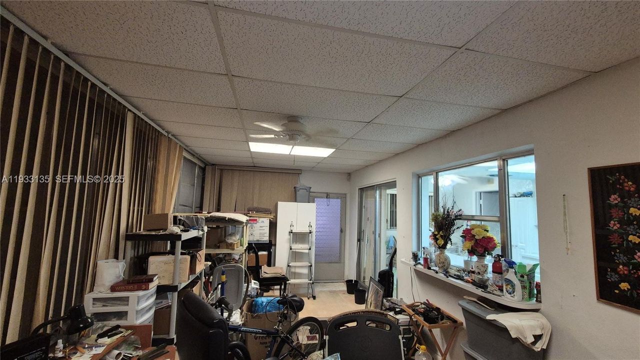 For Sale: $359,500 (2 beds, 2 baths, 1474 Square Feet)